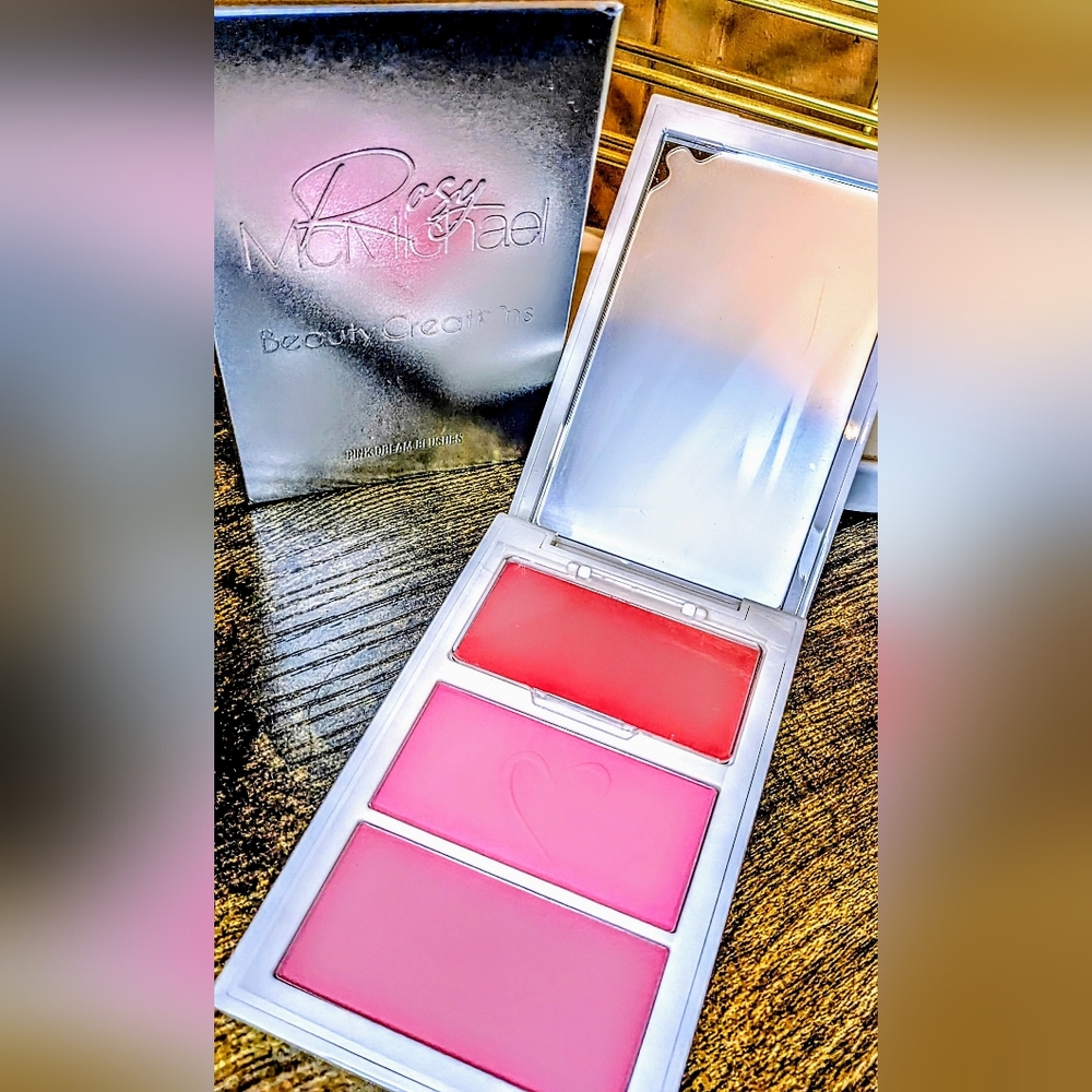 5/75$ BEAUTY CREATIONS COSMETICS Rosy McMichael Vol 2 - Pink Dream Blushes